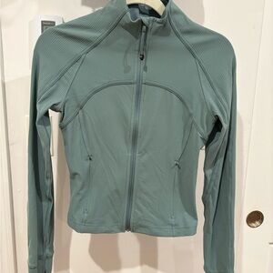 Lululemon ribbed nulu cropped define jacket